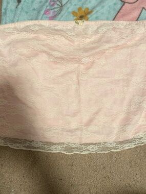 Cider Pale Pink Lace Crop Top
